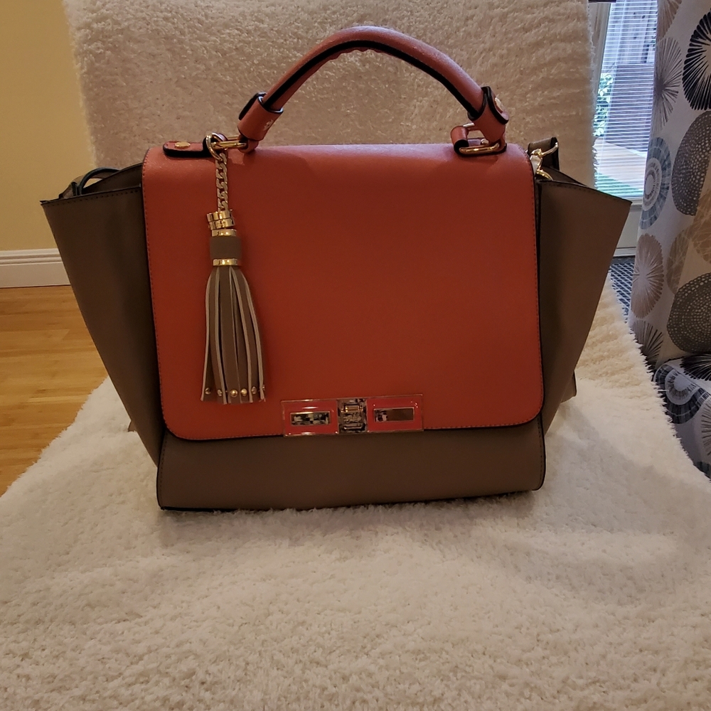 Dune Shoulder bag with handle